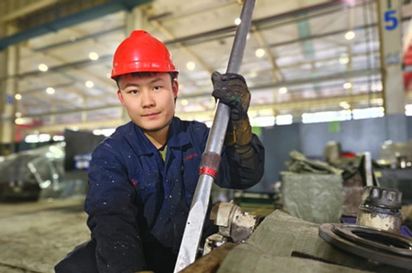 神南產業發展公司姜肖航：我要成為一名「金牌」維修工